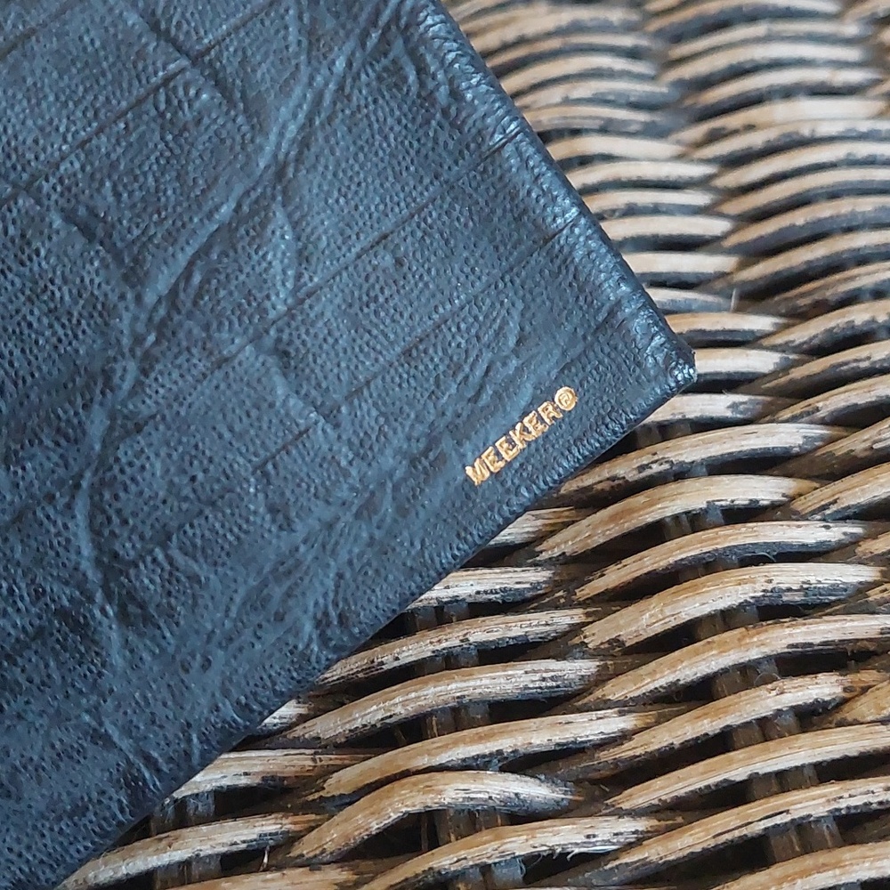 Vintage Meeker Elephant Cowhide Wallet - Picture 4 of 16